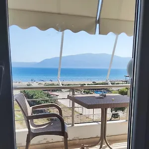 In The Village With A Sea View Appartamento